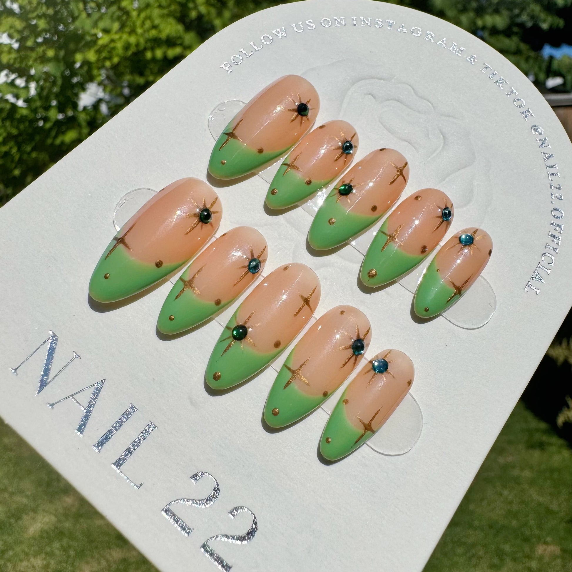 Melon Starlight - False nails - Nail 22 Official