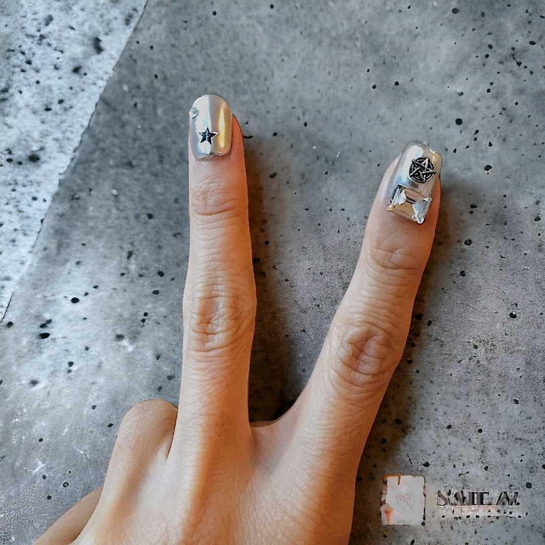 Silver Stone - False nails - Nail 22 Official
