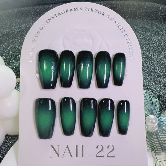 Rock N Roll Emerald - False nails - Nail 22 Official