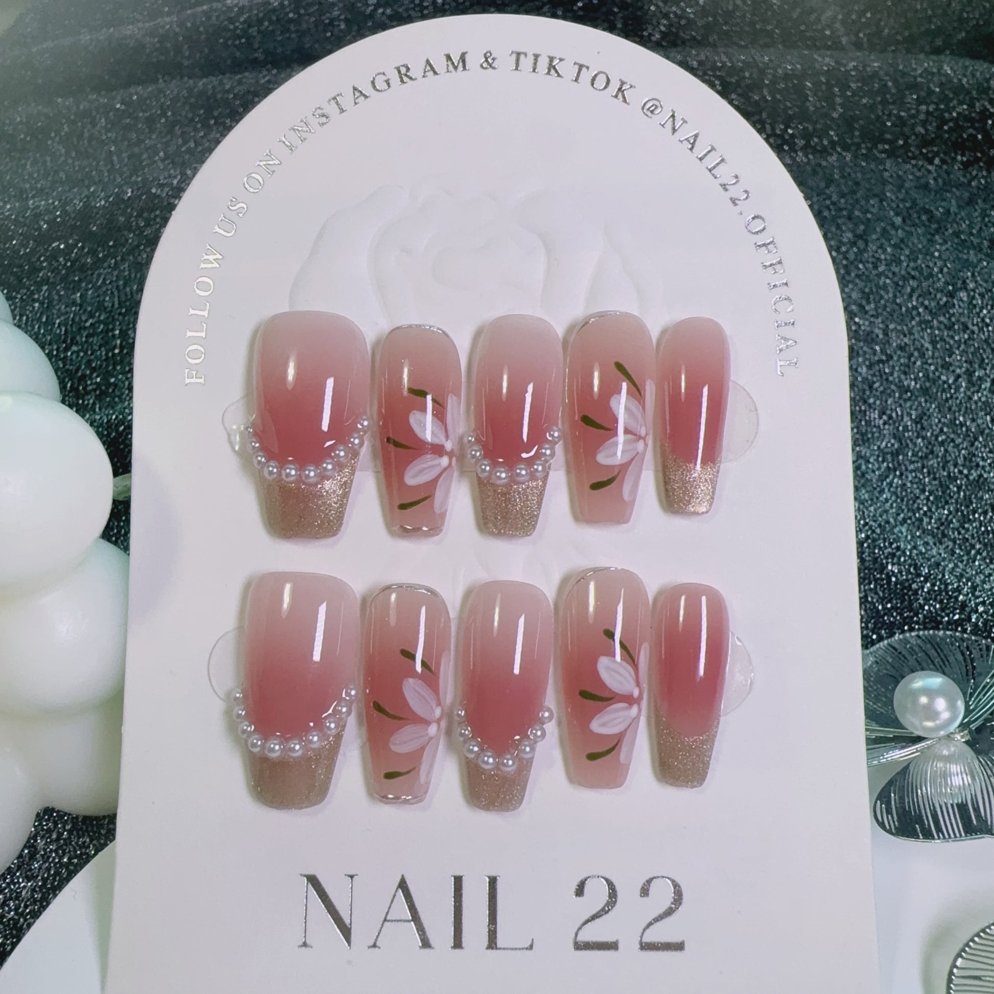 Pearl Necklace - False nails - Nail 22 Official