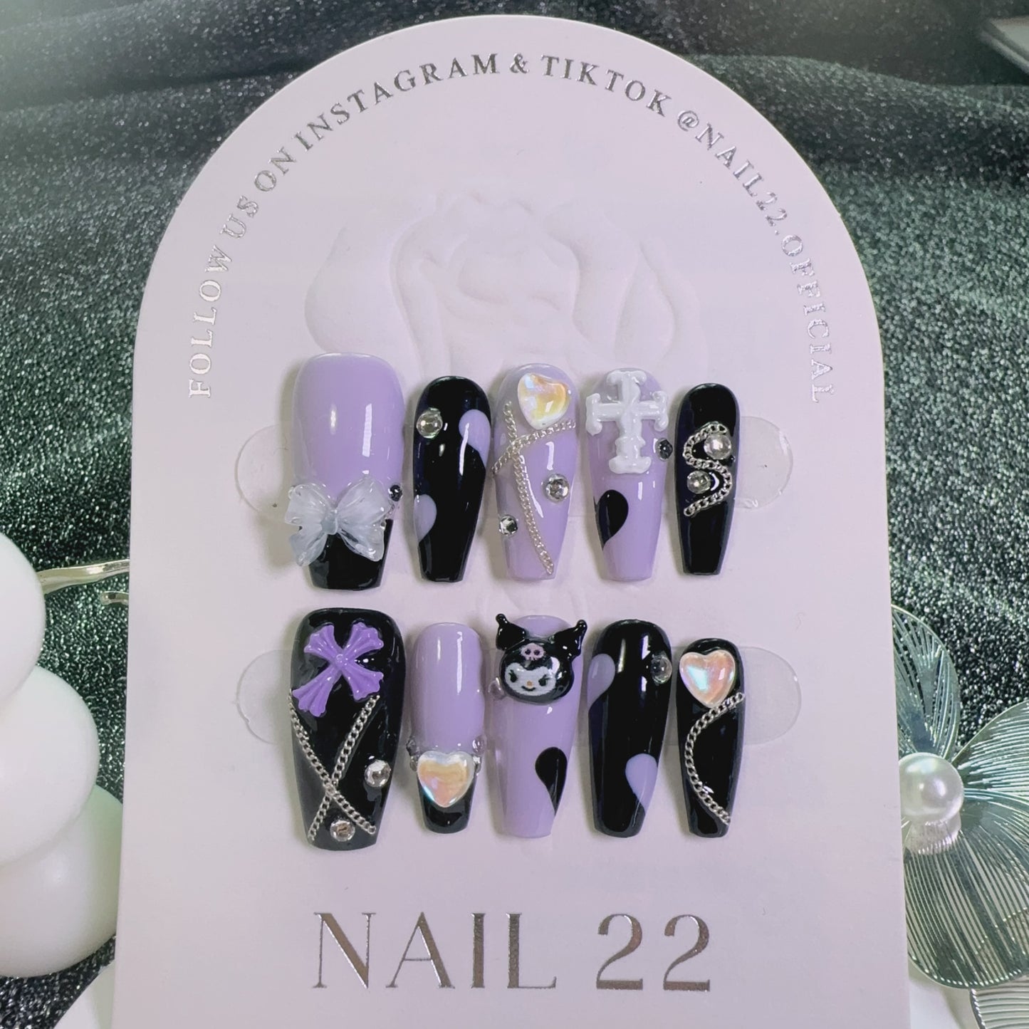 Little Evil - False nails - Nail 22 Official