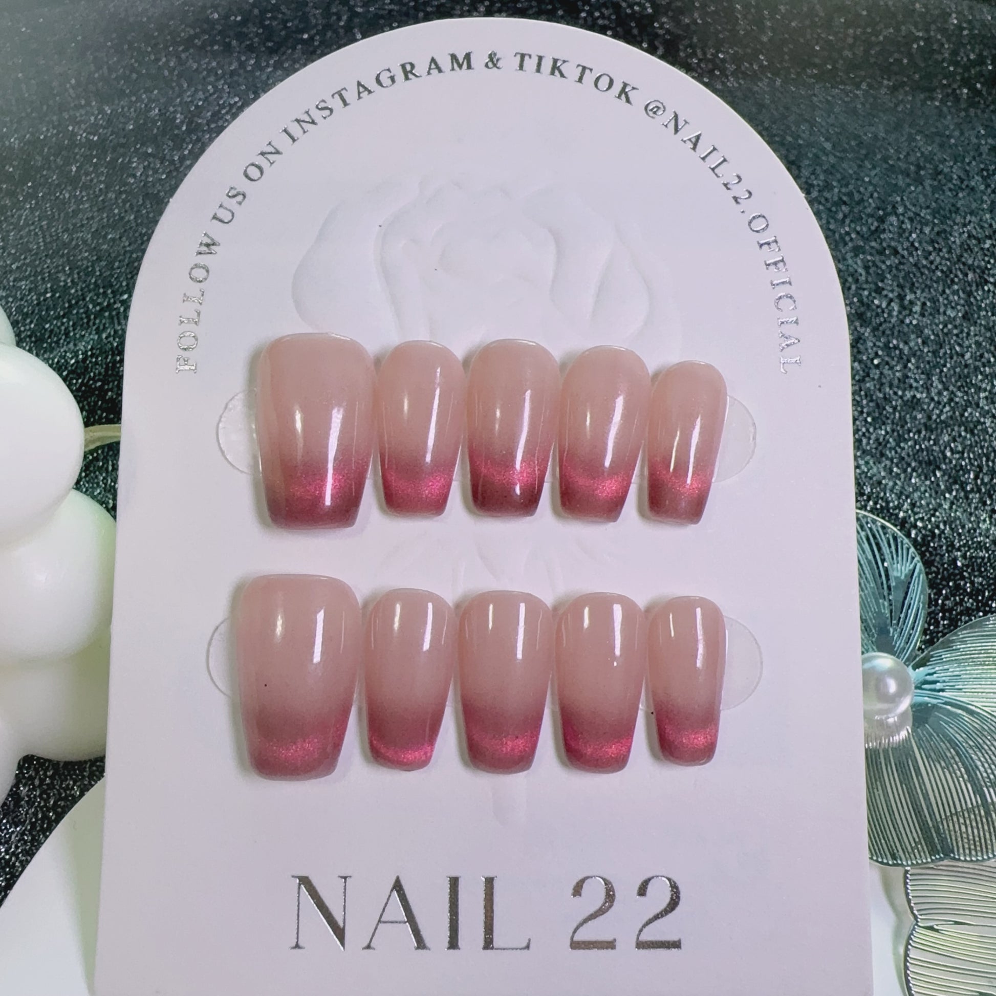 Crimson Ombre French Tip - False nails - Nail 22 Official