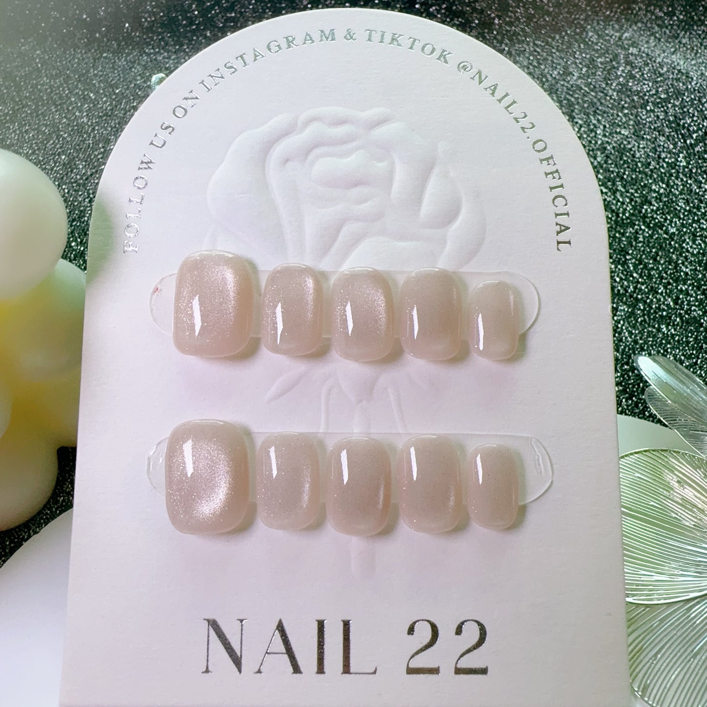 Pearl Cateye - False nails - Nail 22 Official