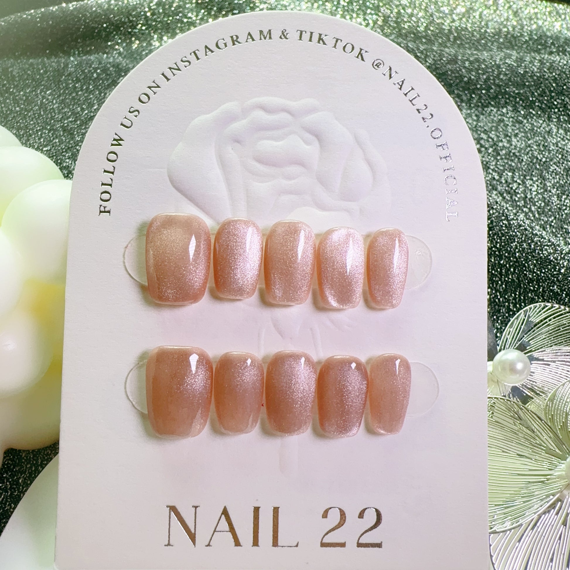 Nude Cateye - False nails - Nail 22 Official