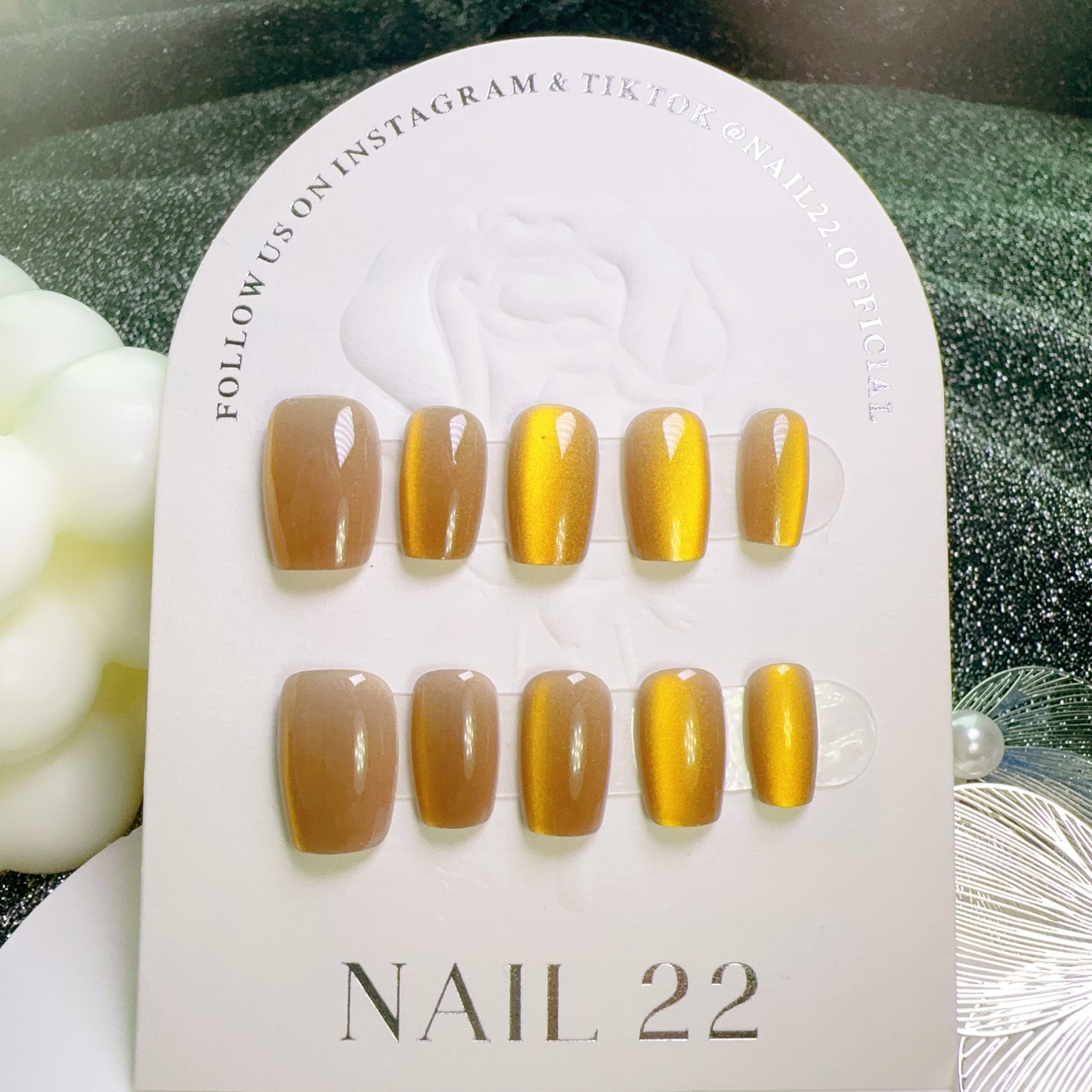 Yellow Cateye - False nails - Nail 22 Official