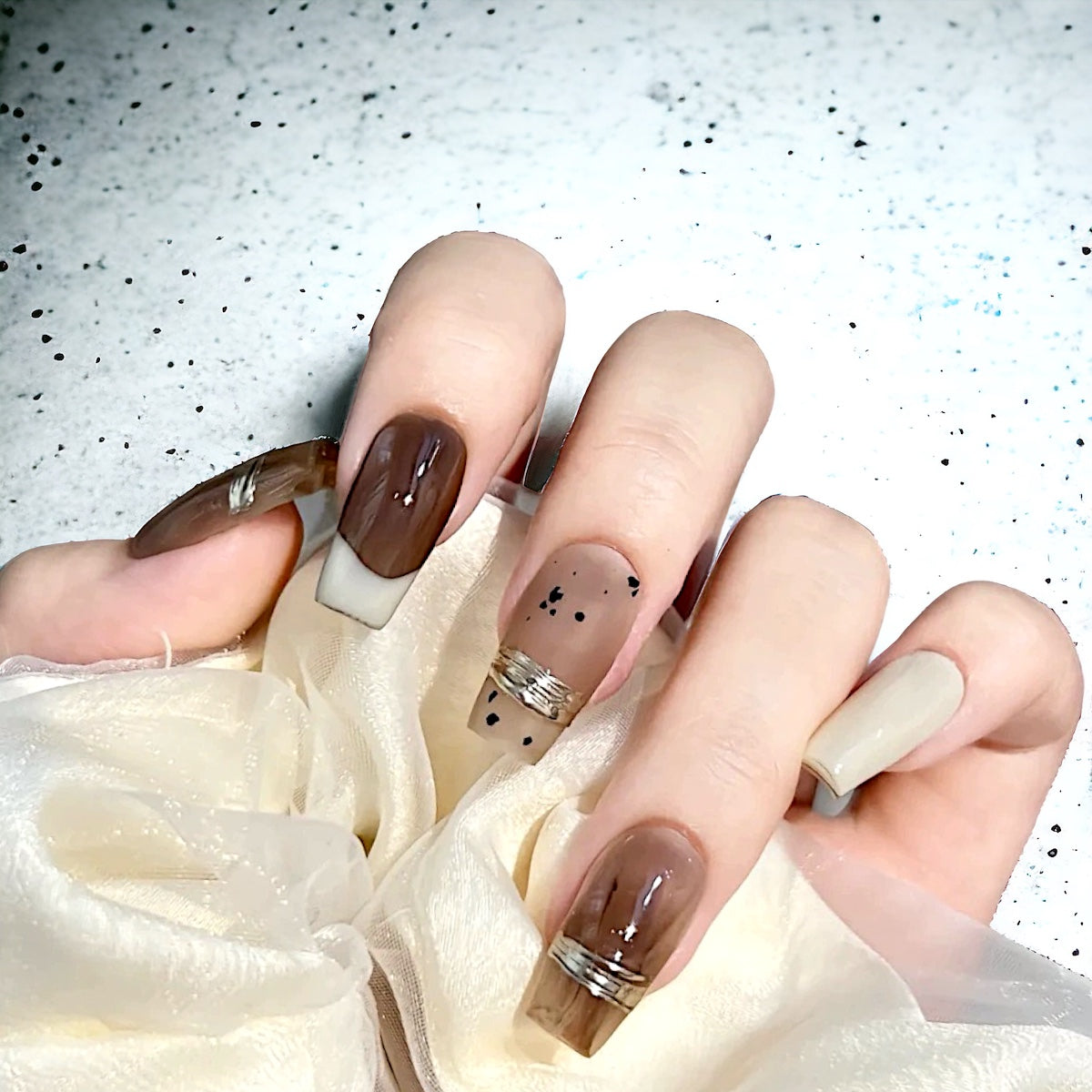 Autumn Amber - False nails - Nail 22 Official