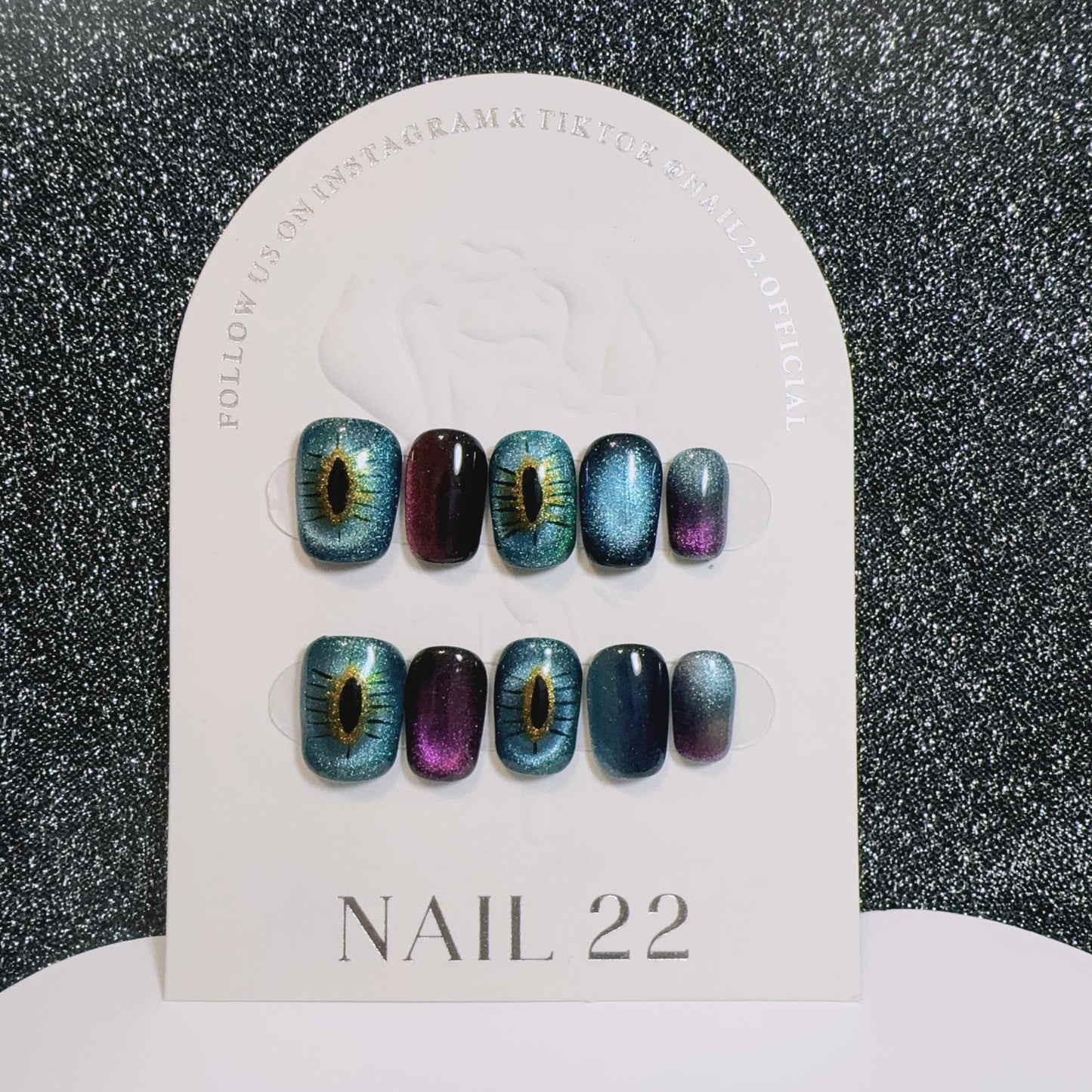 Devil’s Eye - False nails - Nail 22 Official