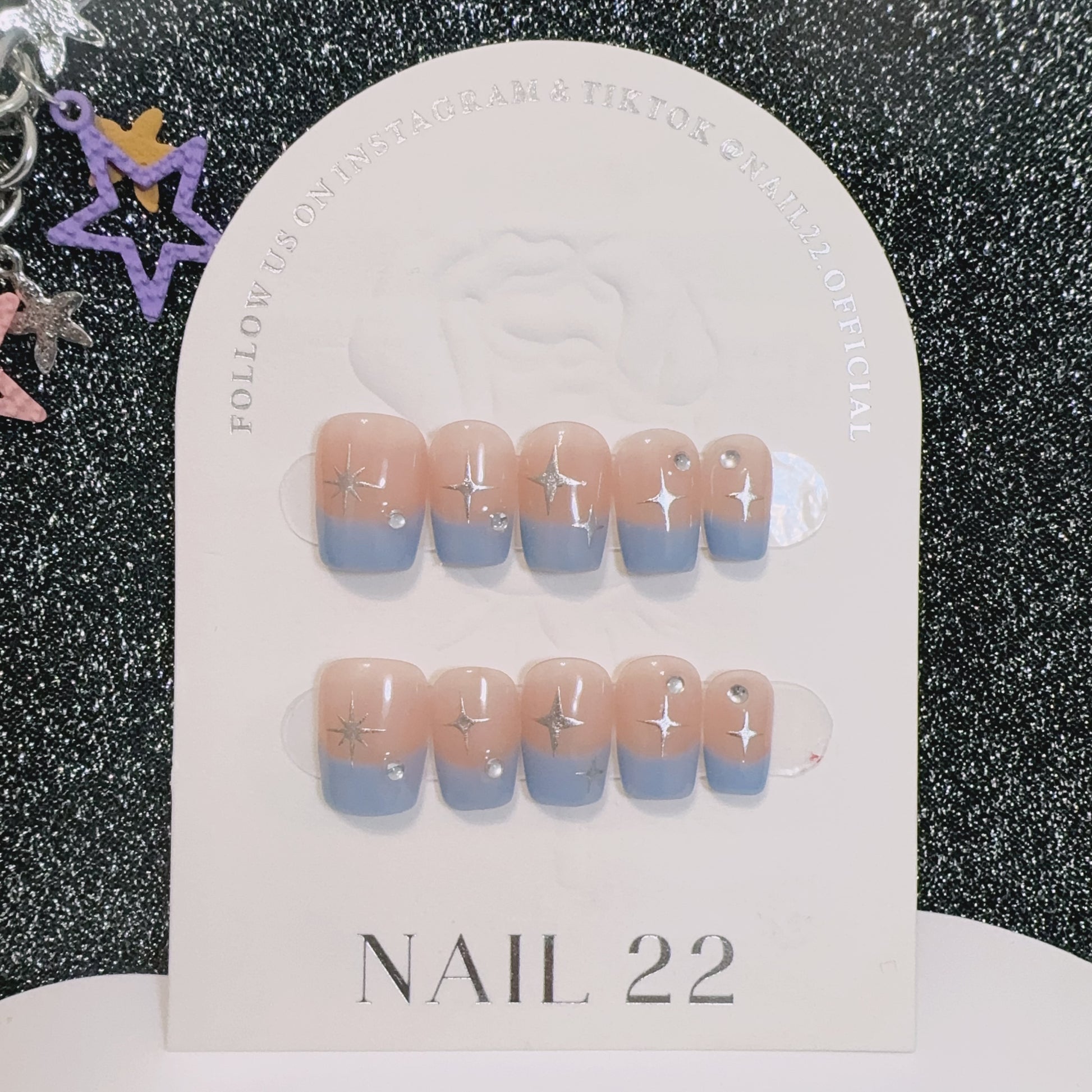 Blue Nudes - False nails - Nail 22 Official