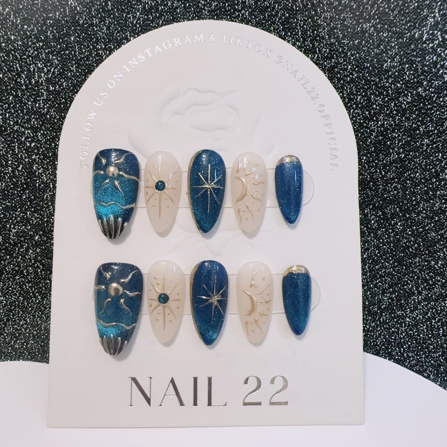 Sun Moon and Stars - False nails - Nail 22 Official