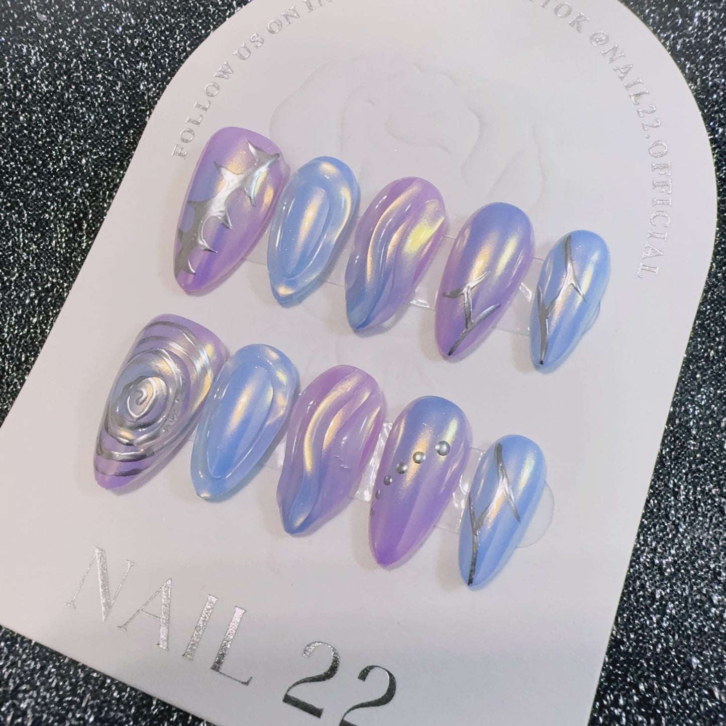 Aurora - False nails - Nail 22 Official