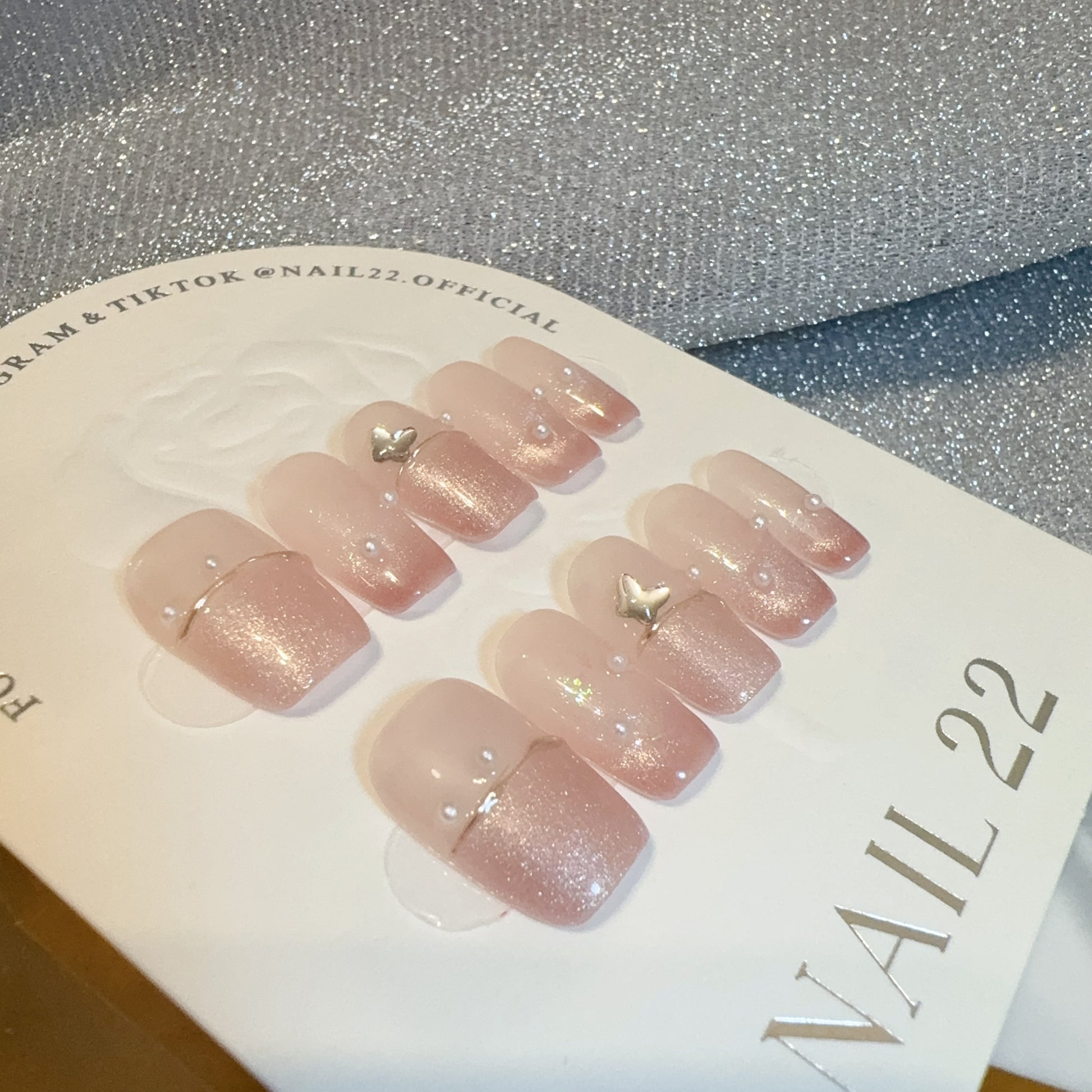 In Love - False nails - Nail 22 Official