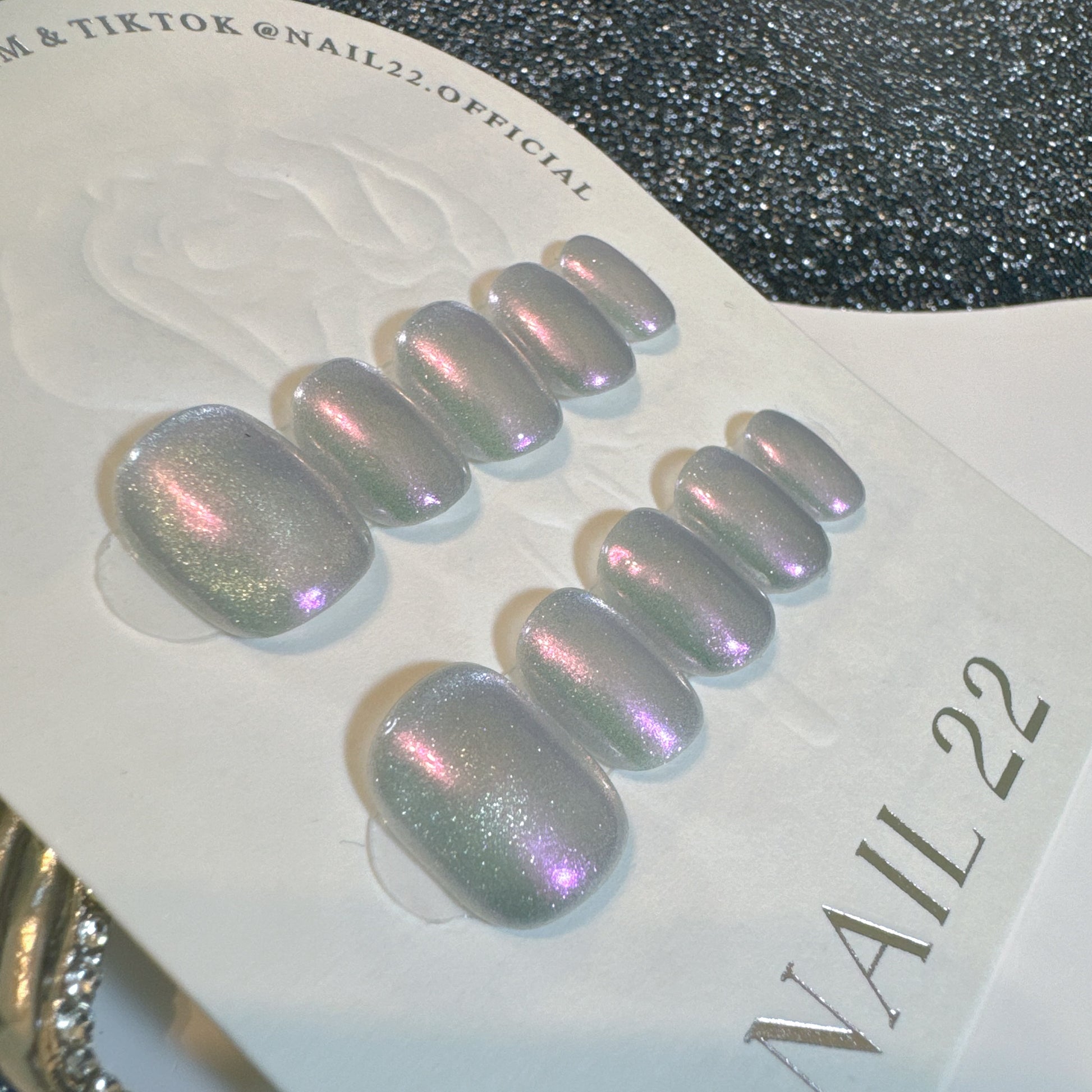 Silver Cateye - False nails - Nail 22 Official