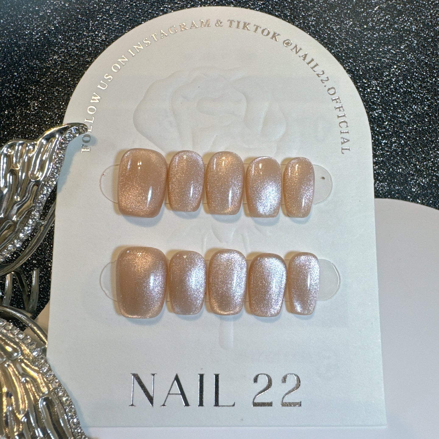 Nude Cateye - False nails - Nail 22 Official