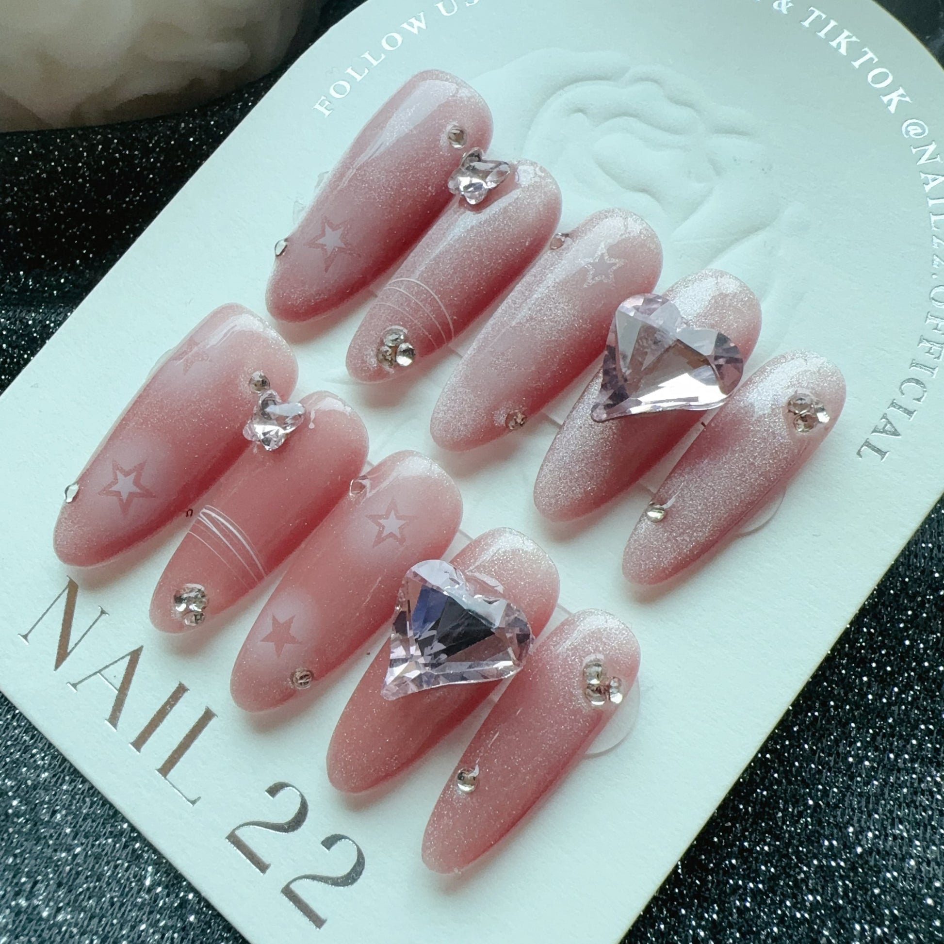 Star Valentine - False nails - Nail 22 Official