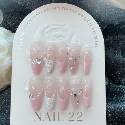 Love Story - False nails - Nail 22 Official