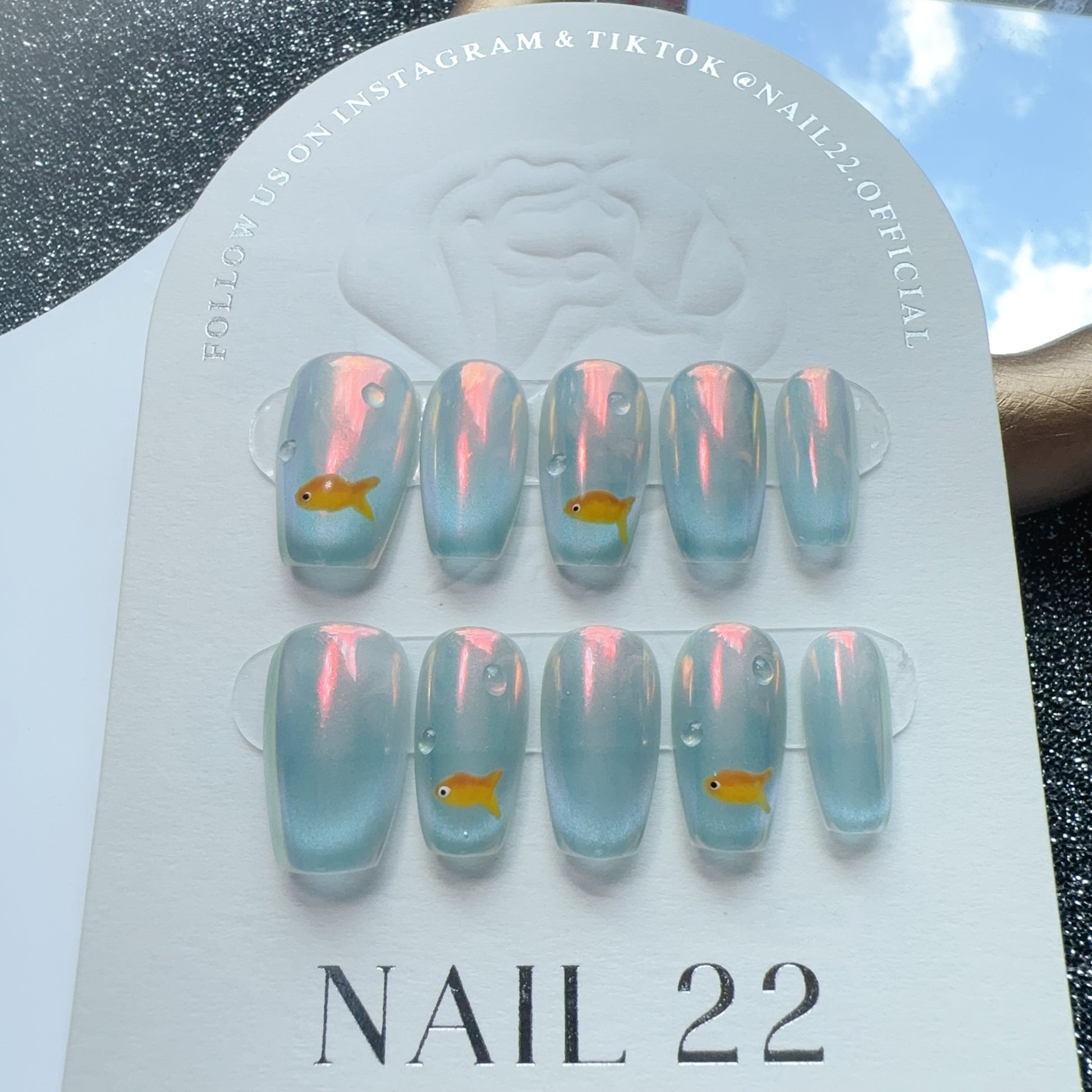 Fish Tank - False nails - Nail 22 Official